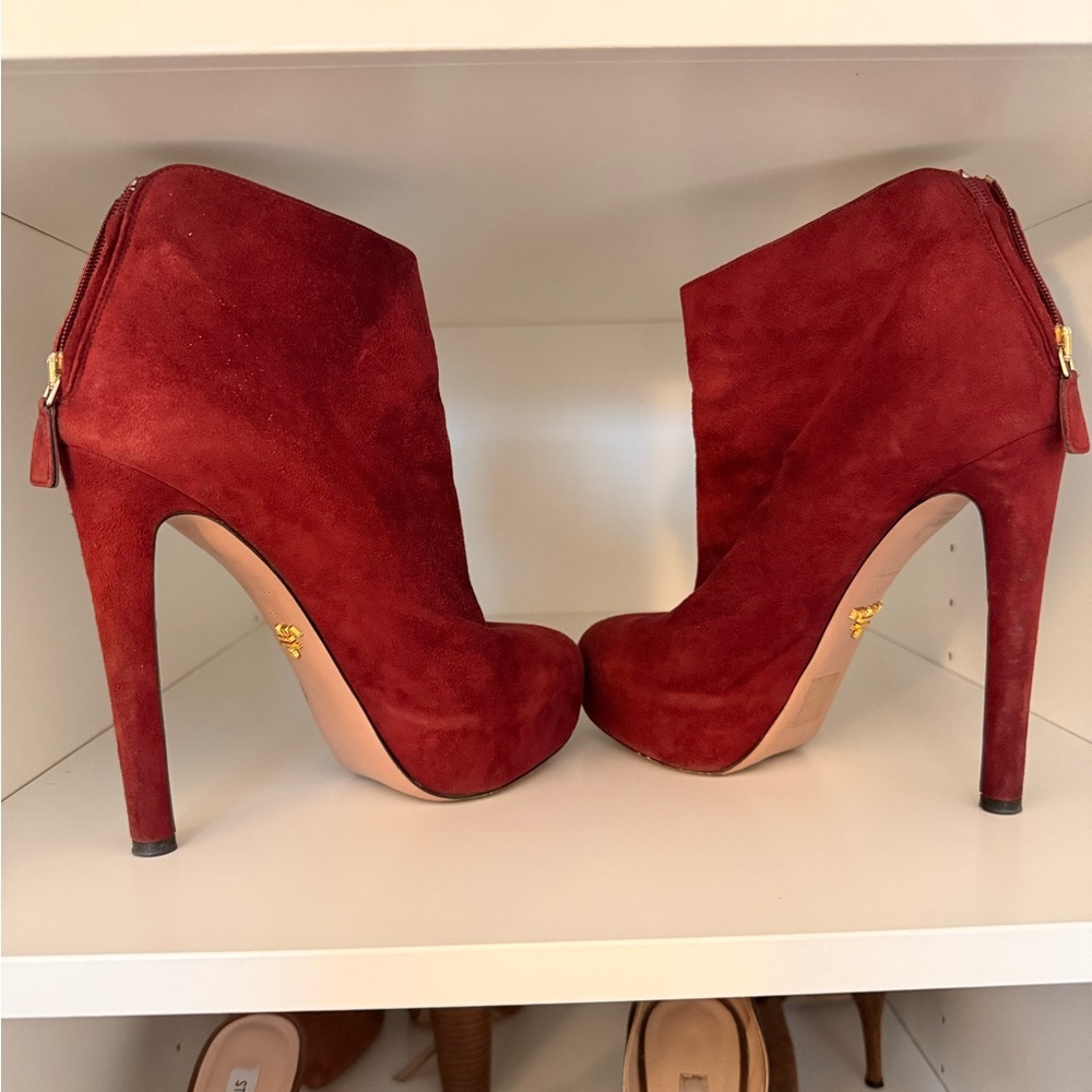 Prada Burgundy Boots with Stiletto Heel and Rounded Toe